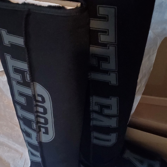 UGG x TELFAR Fleece Tall - Black - Picture 7 of 7